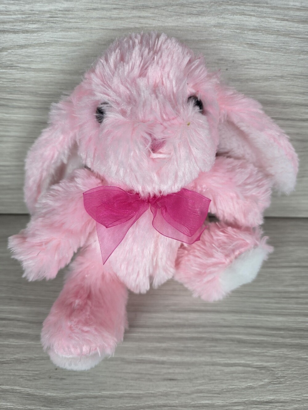 DanDee Collector's Choice Pink Plush Rabbit w Magenta Bow SU34